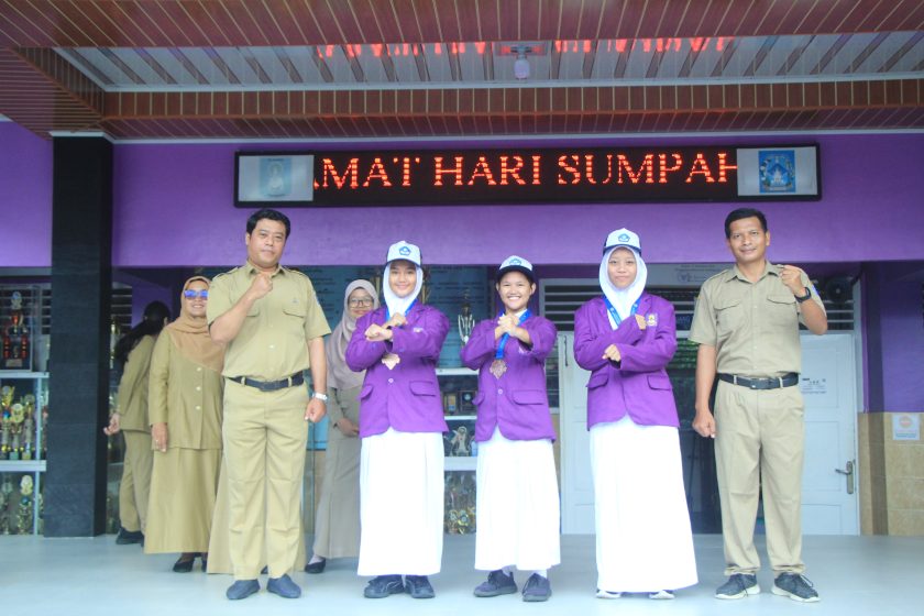 Tiga Srikandi Silat SMP N 1 Godean Borong Medali di Kejuaraan Pelajar Sleman 2025